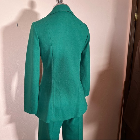 Vintage 1970 ILGWU forest green Brass buttons Wide Collar Polyester PantSuit - Picture 5 of 16